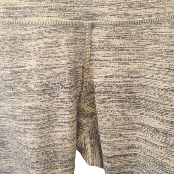 Lululemon cropped high-waist Leggings size 6 Gray - Picture 4 of 6